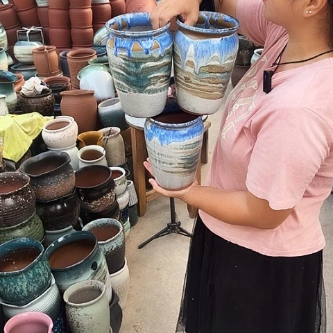 14口20高瑕疵三个盆子。