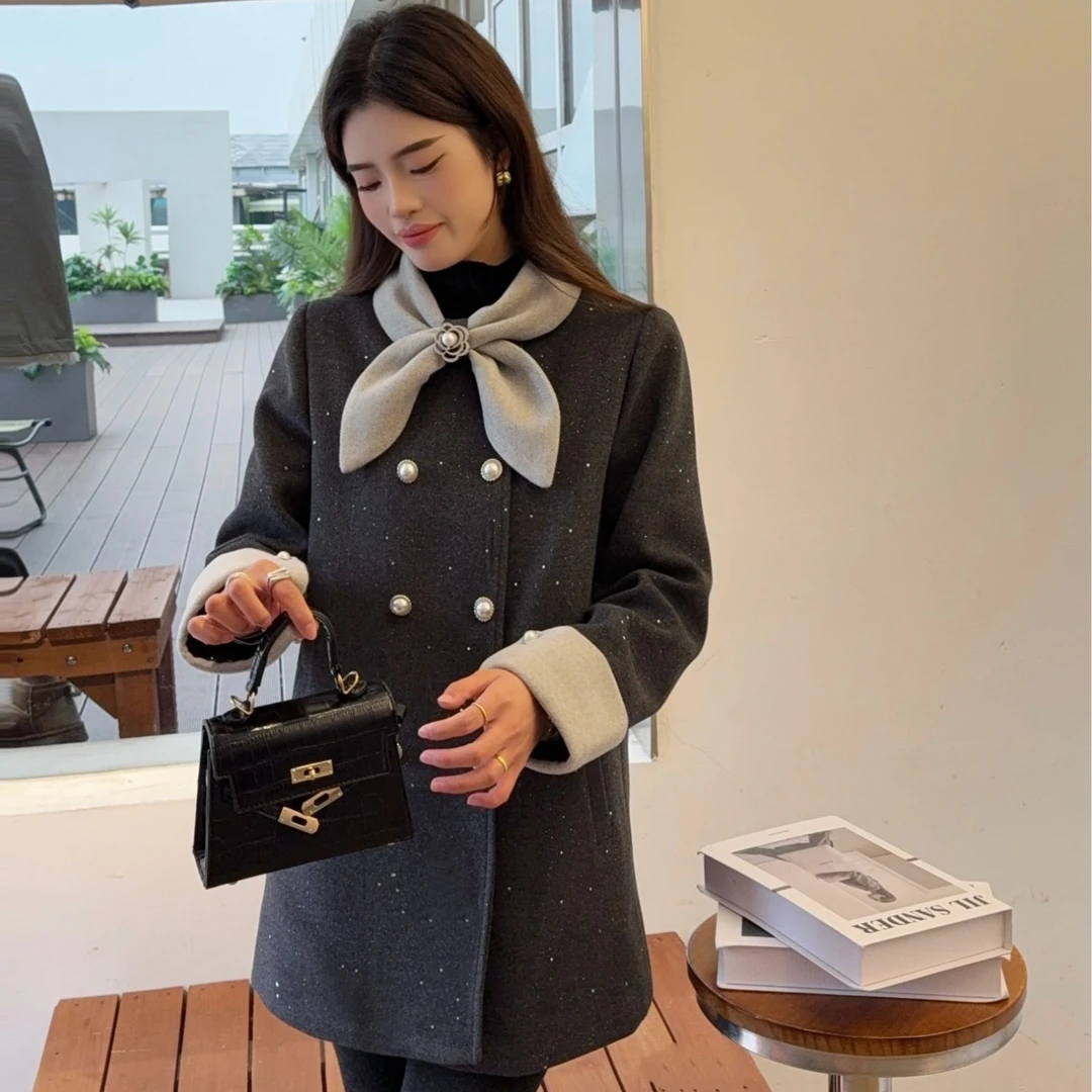 蜗牛家气质设计款蝴蝶节围巾羽绒服227