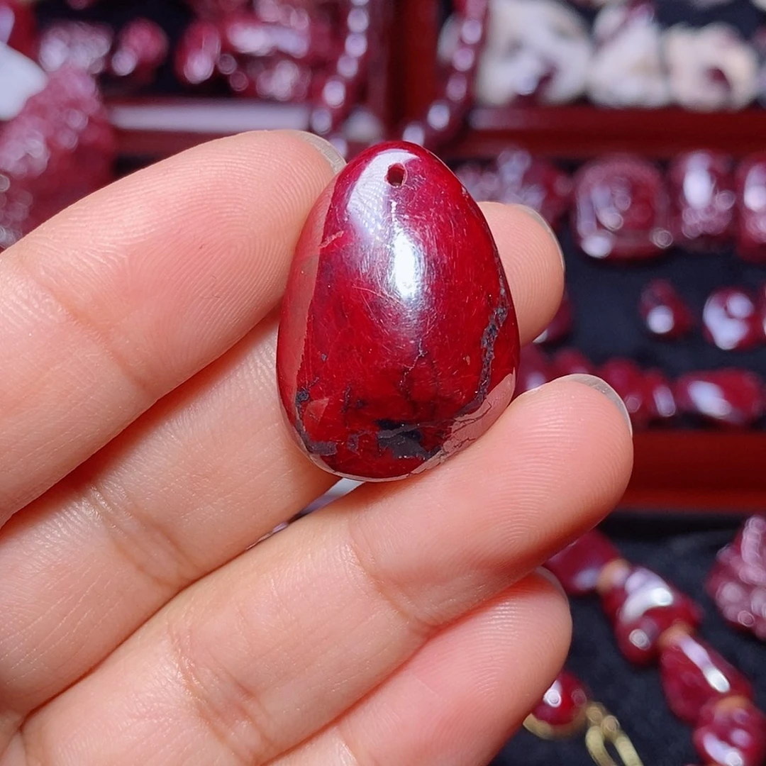 s***e天然辰砂朱砂吊坠