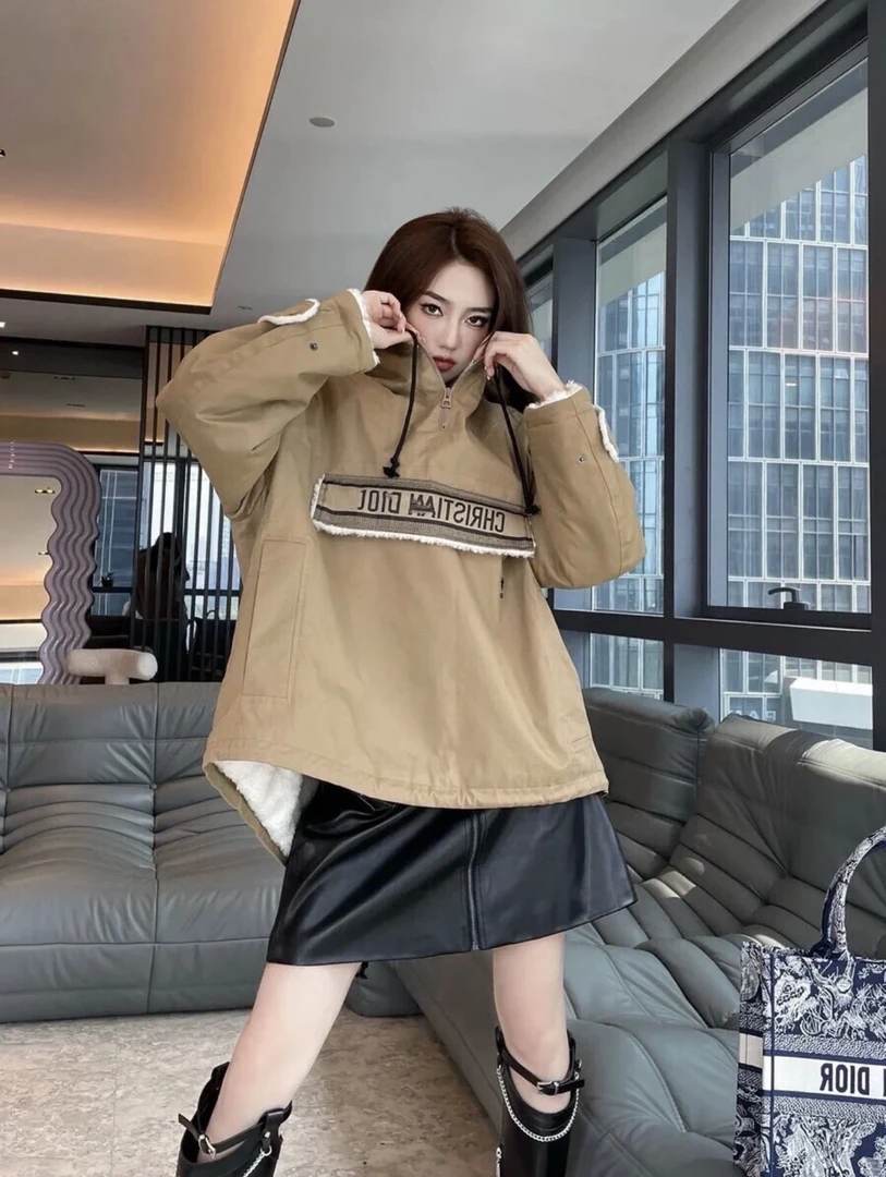 99新 DIOR/迪奥   pp五五七 棉/聚酯纤维 标语logo羊羔毛冲锋衣xs