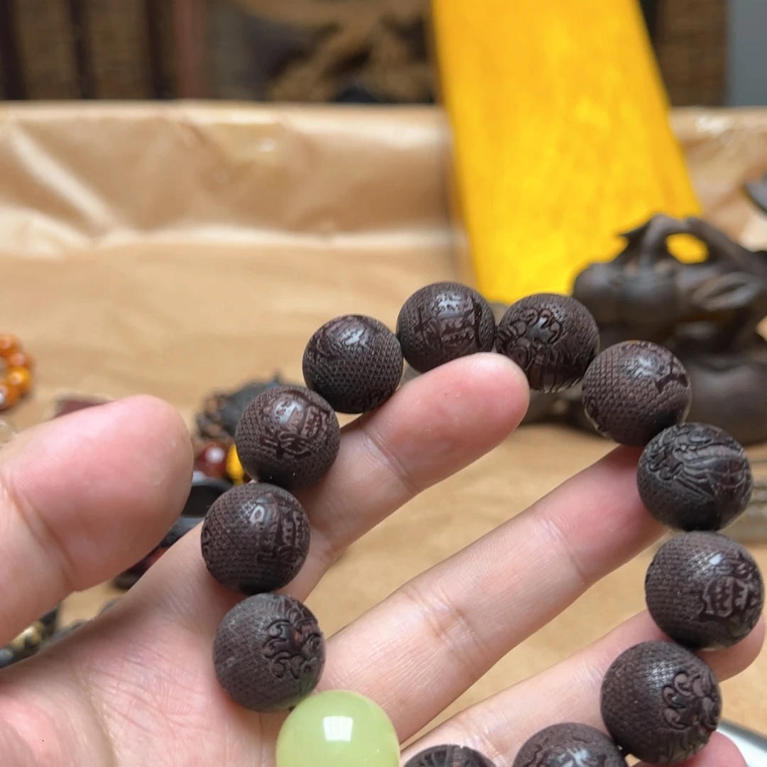 滴血莲花菩提吊坠