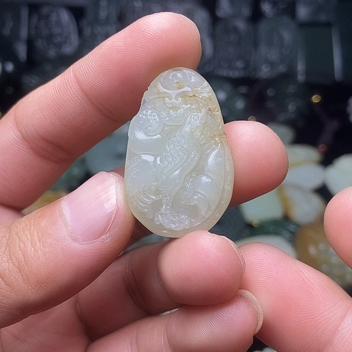 颈饰未镶嵌和田玉