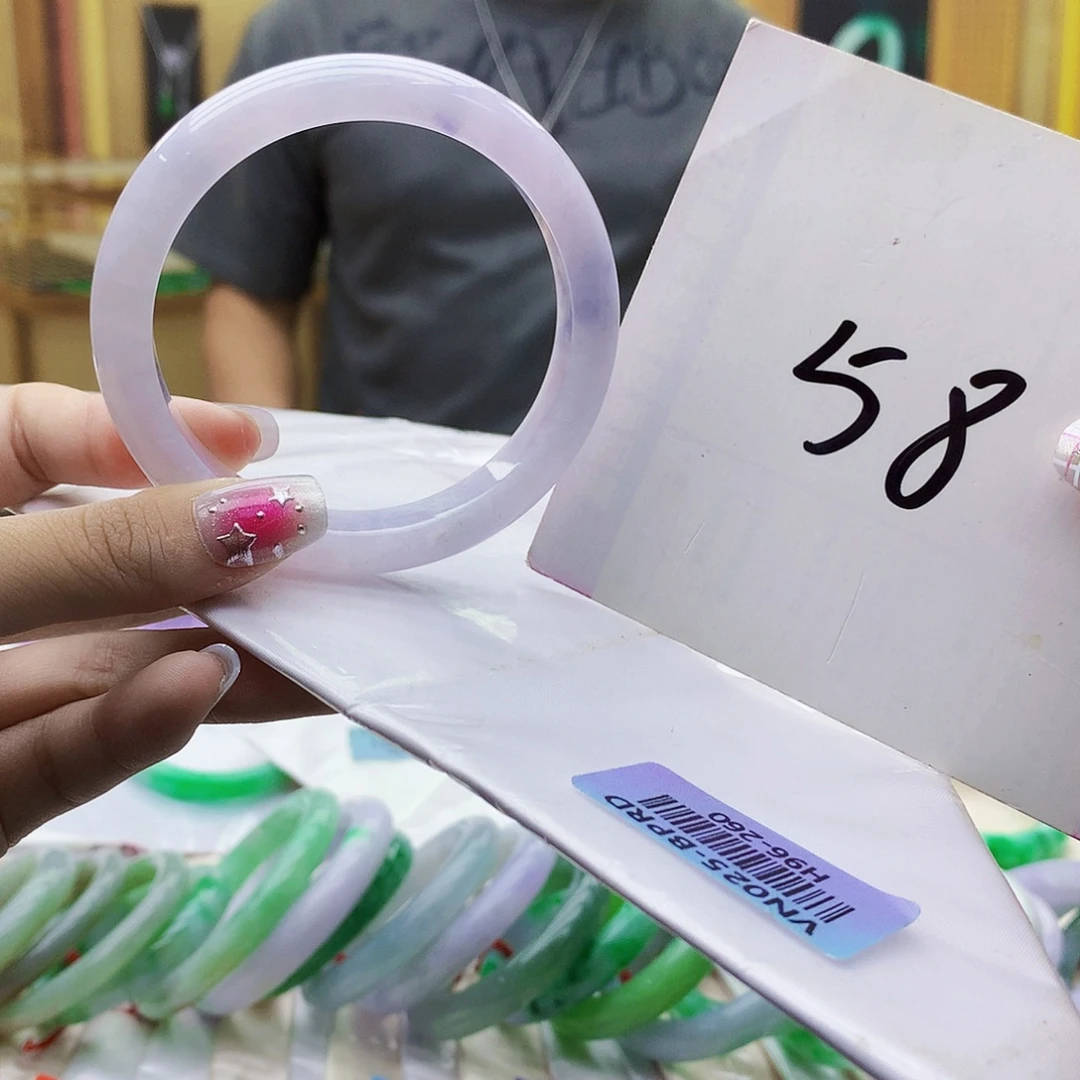 翡翠未镶嵌手镯nnn