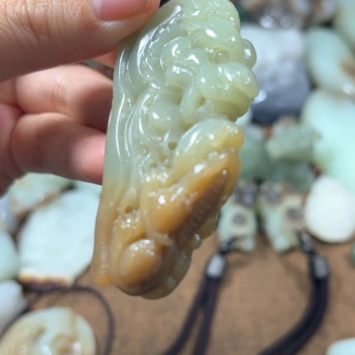 【闪购商品】和田玉未镶嵌颈饰