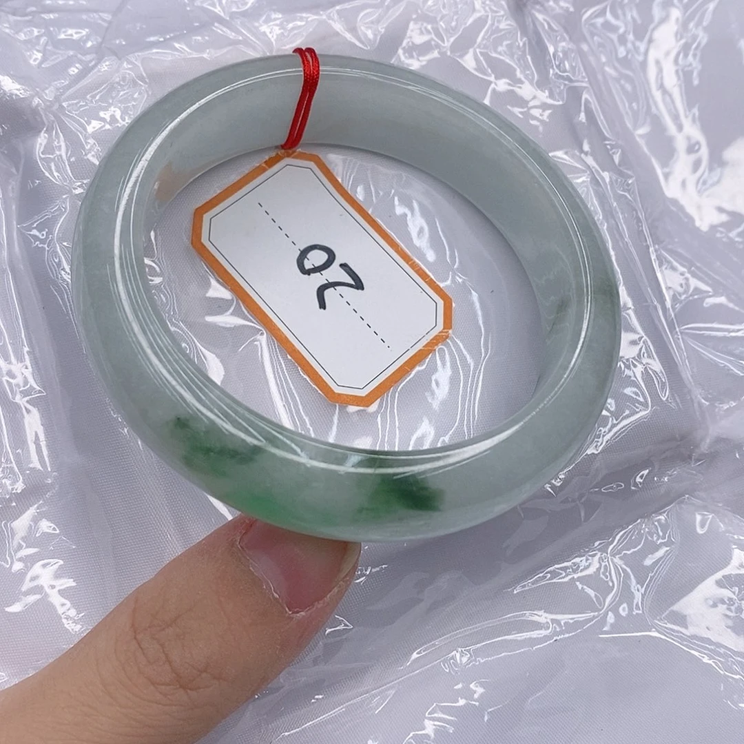 翡翠手镯未镶嵌55.9