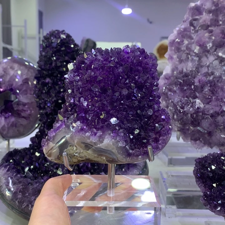 未镶嵌水晶大型摆件（非配饰）