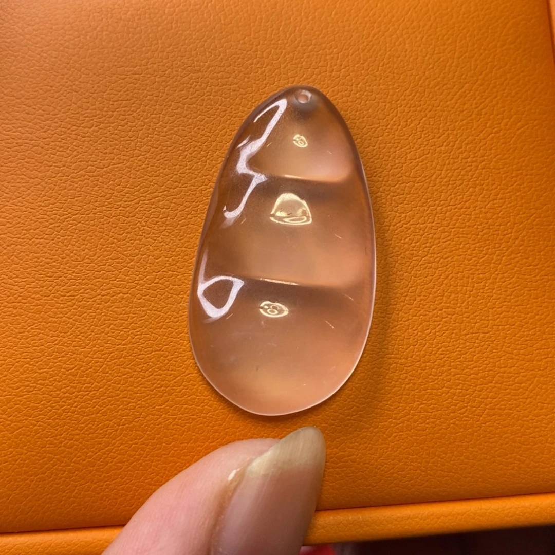 石英质玉未镶嵌吊坠