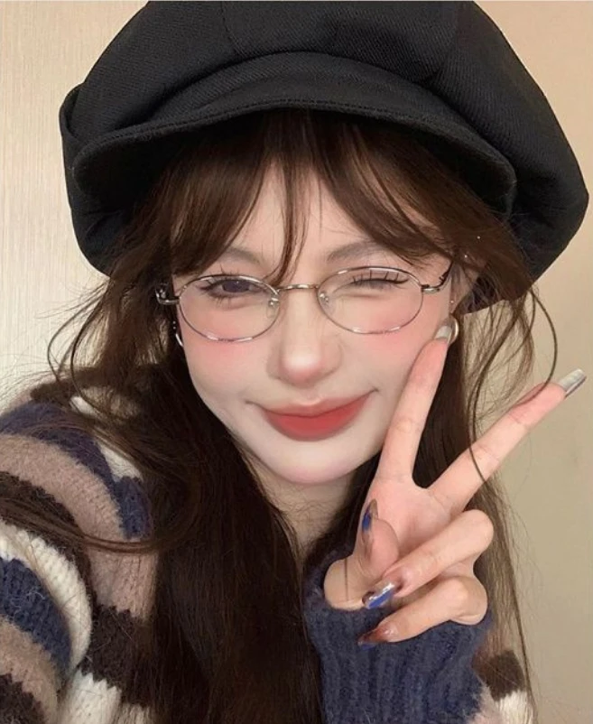 新款椭圆超轻小脸眼镜女平光镜潮流纯欲金丝眼镜框潮素颜小框