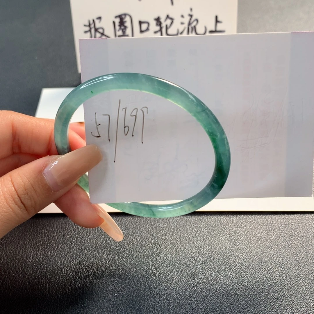 翡翠未镶嵌手镯天然翡翠