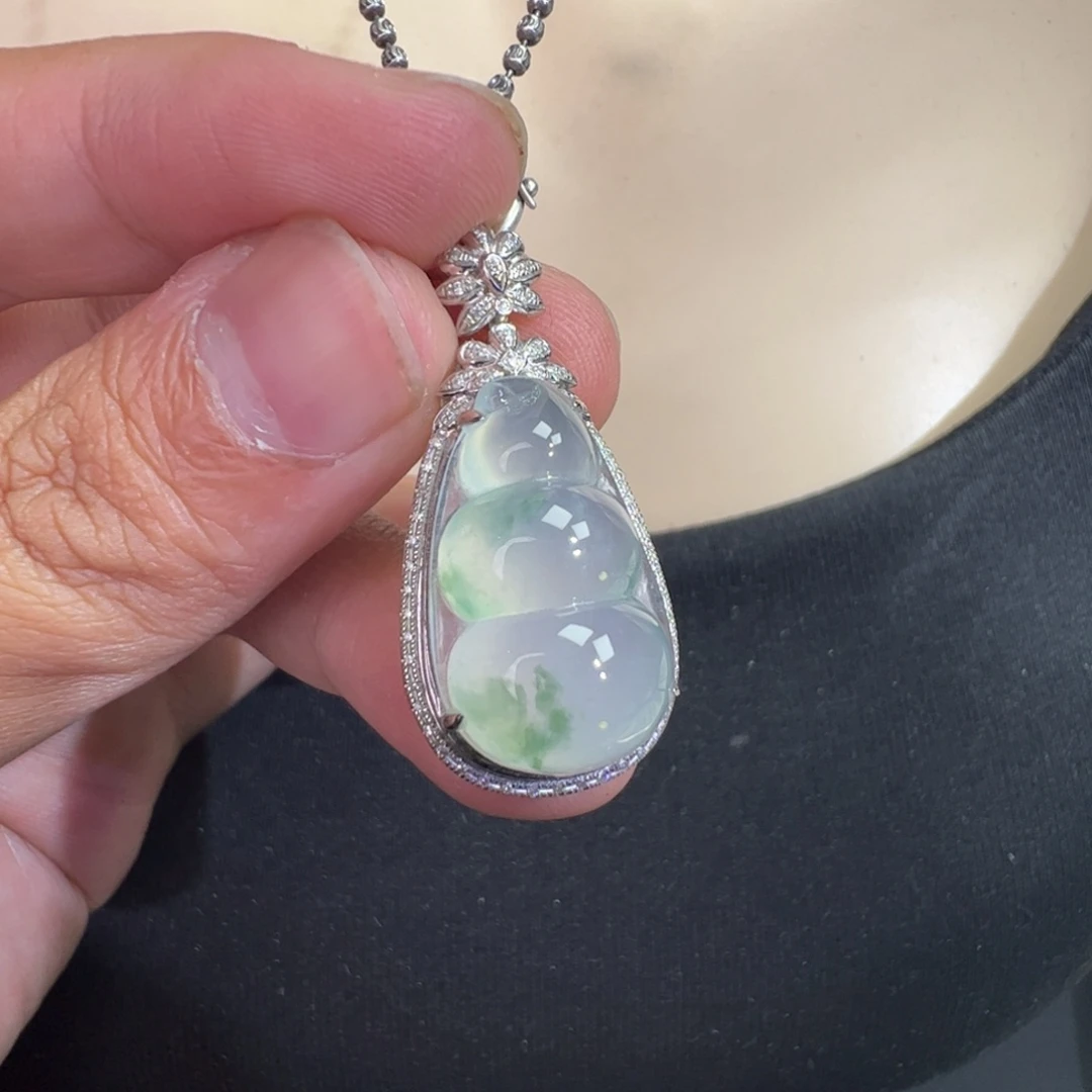 翡翠18K金镶嵌吊坠(不含链)