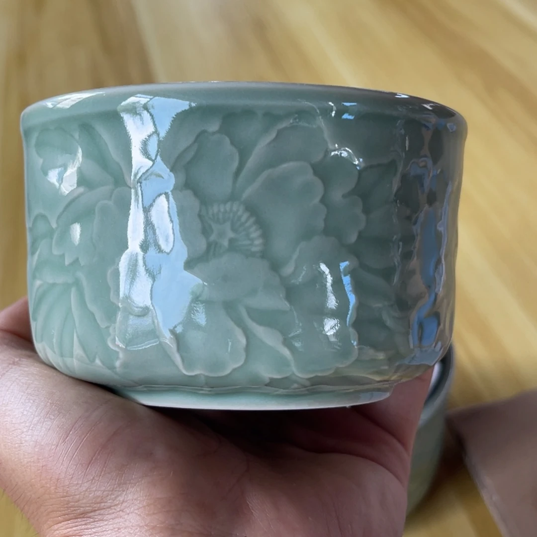 微瑕小号保鲜盒一只