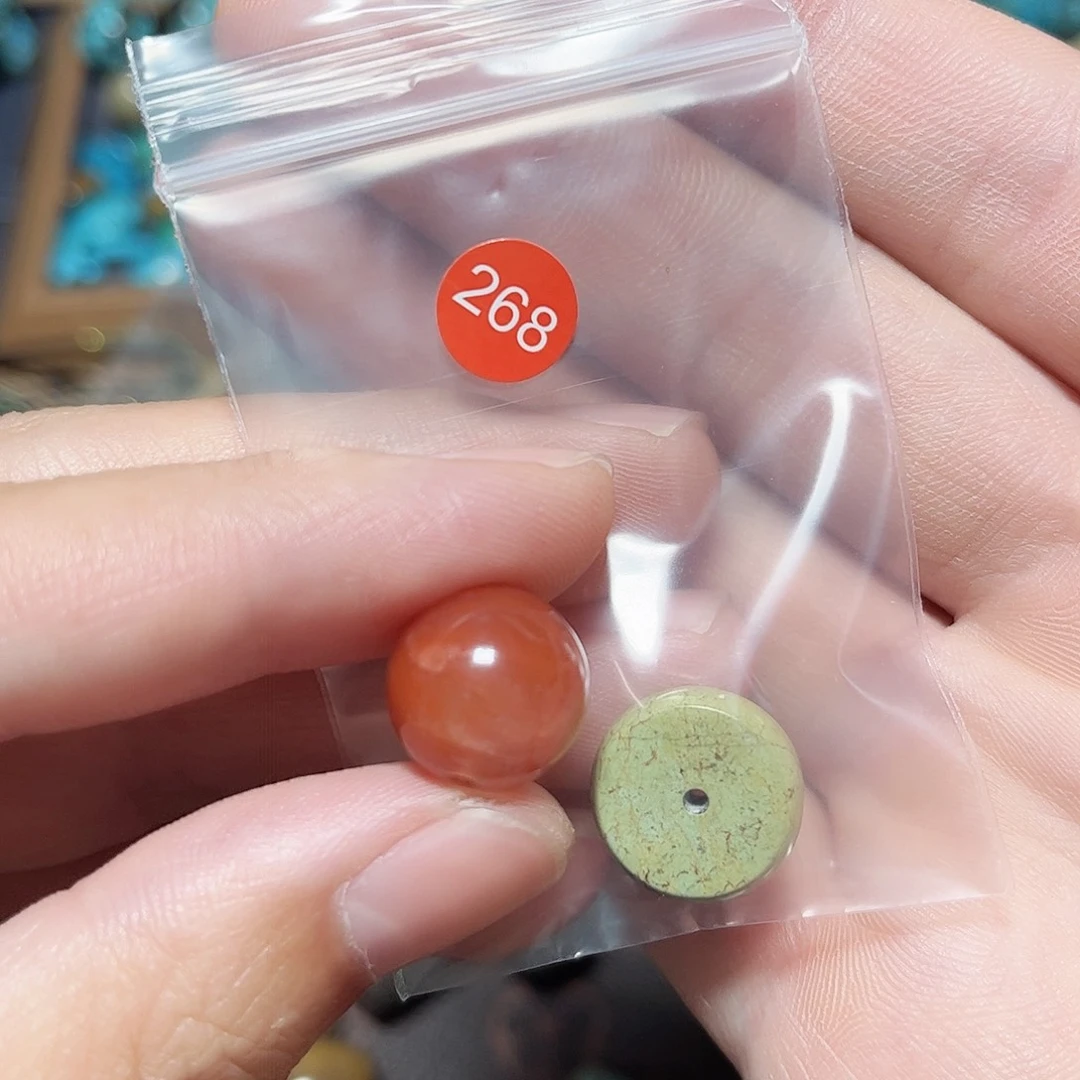 杉***湖玛瑙/玉髓未镶嵌圆珠桶珠老型手串！！