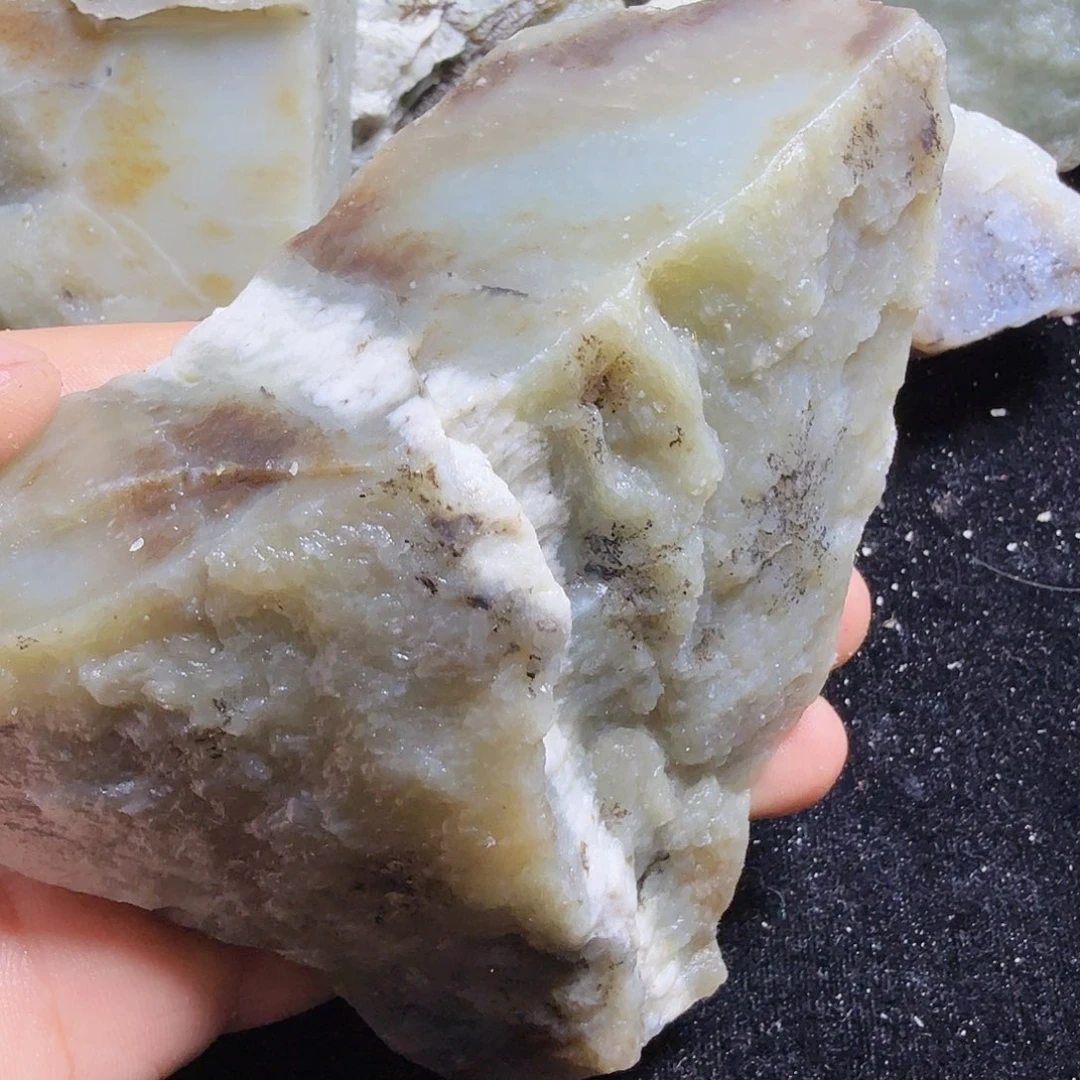 和田玉（糖玉）未镶嵌珠宝半成品