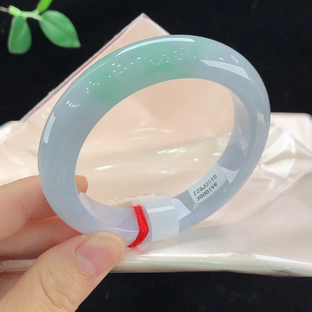 翡翠未镶嵌手镯0199