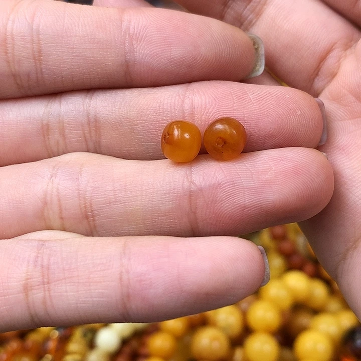 未镶嵌琥珀珠宝奇石