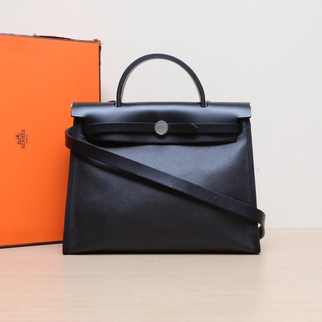 99新 Hermes/爱马仕 尾款【小花念念】Herbag 31 帆布 黑色 W刻