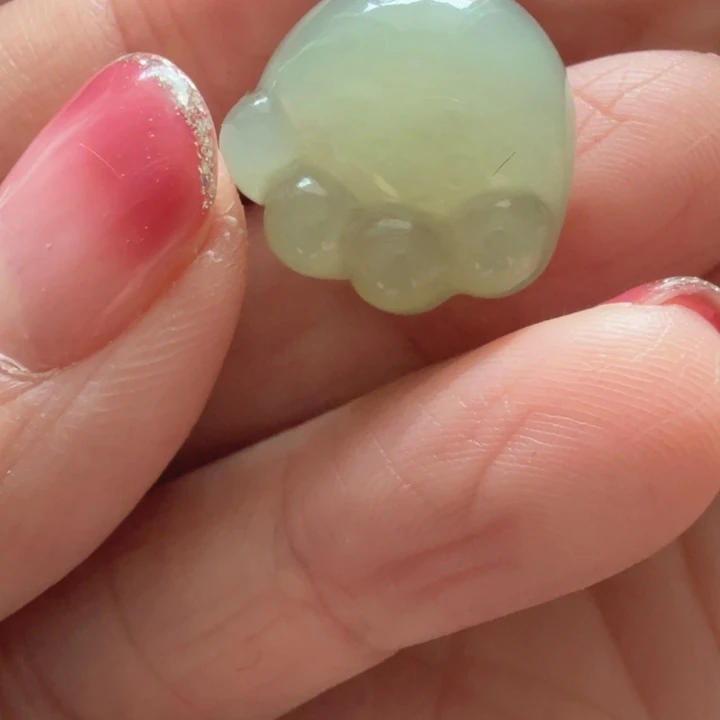 秋****和田玉未镶嵌颈饰