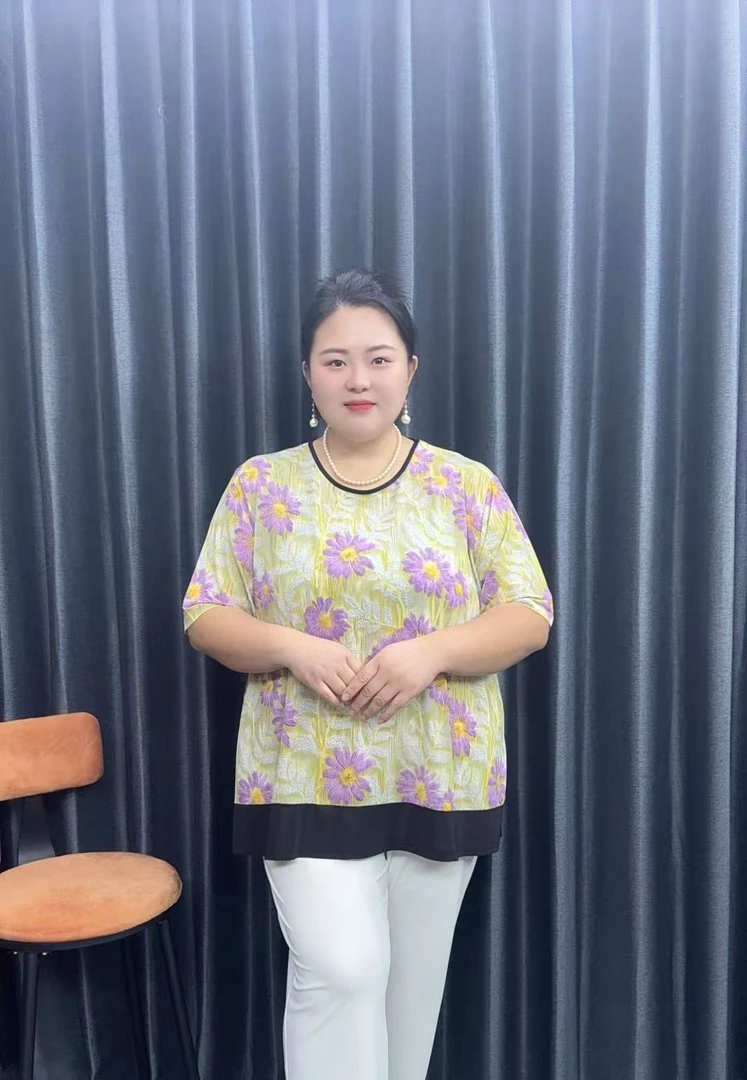 120-250斤特大码加大加肥中老年胖妈妈洋气减龄显瘦圆领短袖T恤女