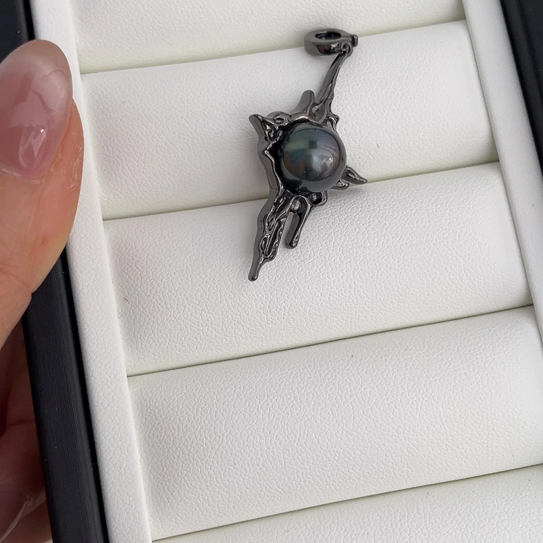 颈饰银S925镶嵌海水珍珠