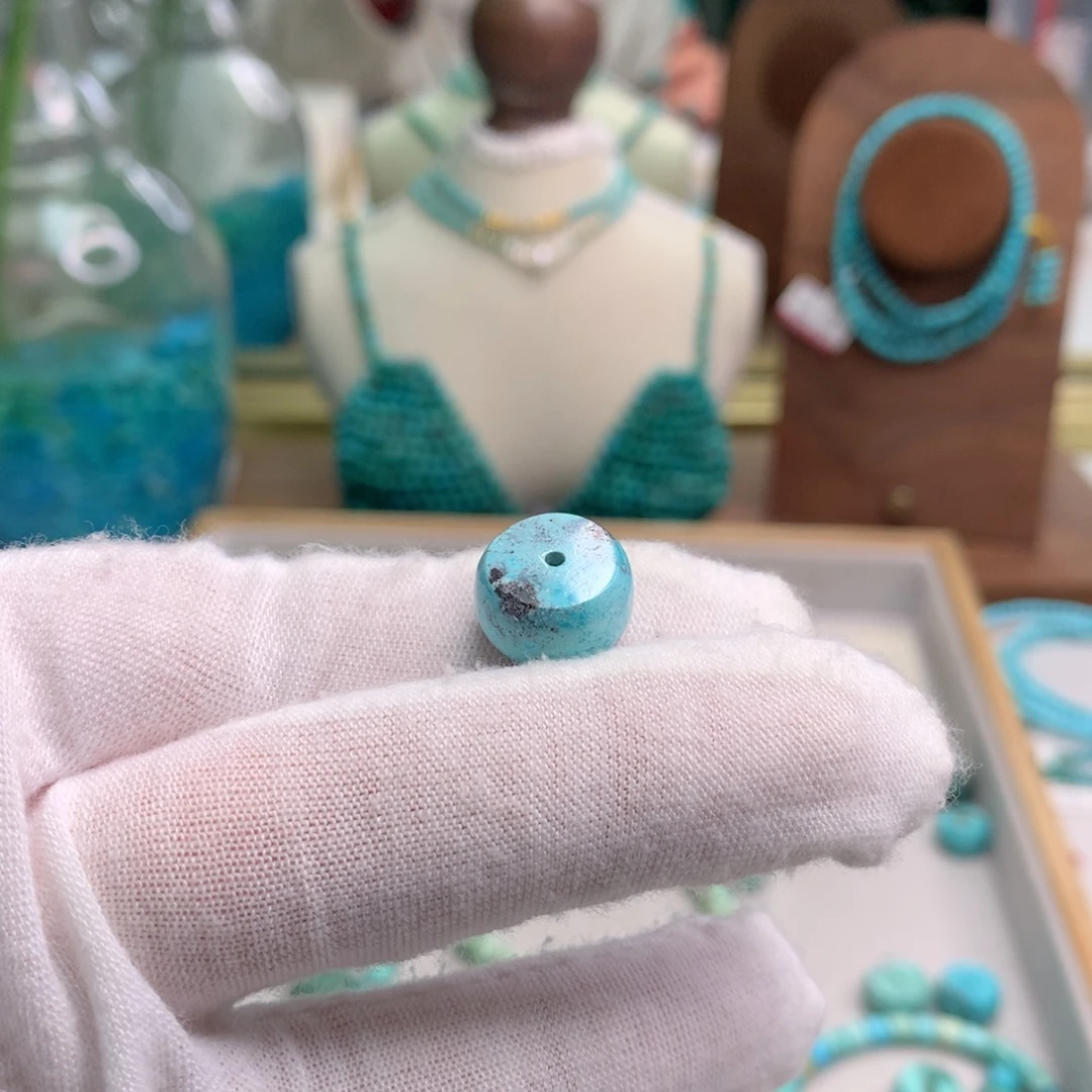 绿松石未镶嵌饰品