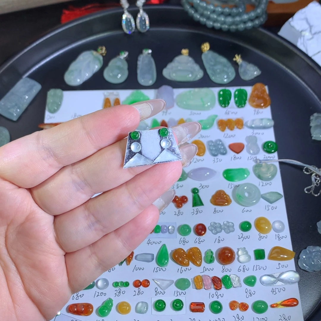 翡翠未镶嵌吊坠(不含链)冰几何图形