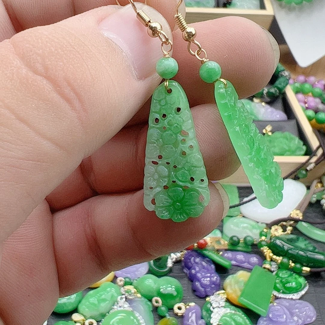 翡翠银S925镶嵌吊坠(赠链)