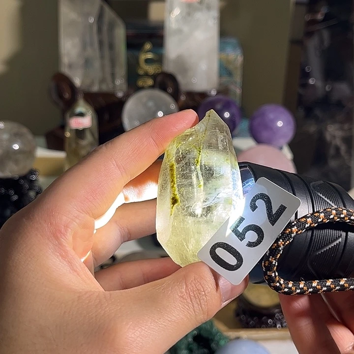 未镶嵌水晶大型摆件（非配饰）