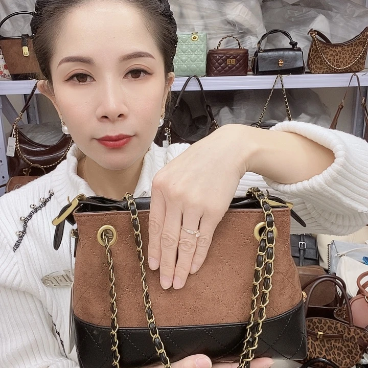 蚕丝小牛剖层皮革PU1233