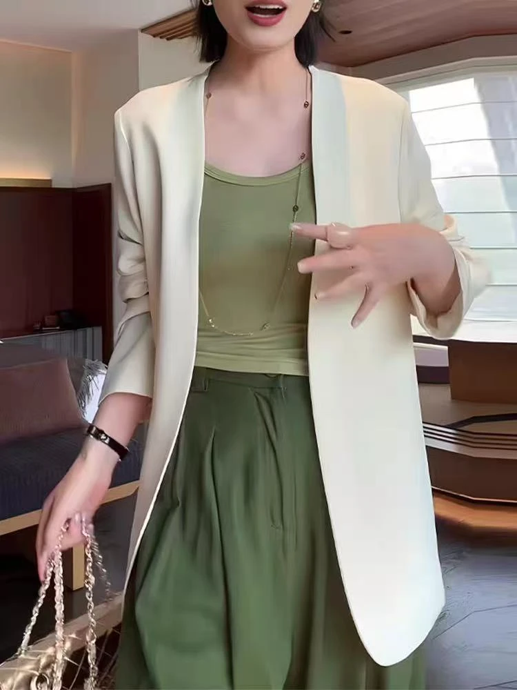 网红修身新款设计春夏季感无领款开衫西服长袖上衣显瘦铂金断面