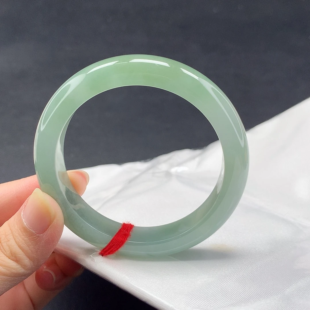 未镶嵌手镯翡翠（52号）