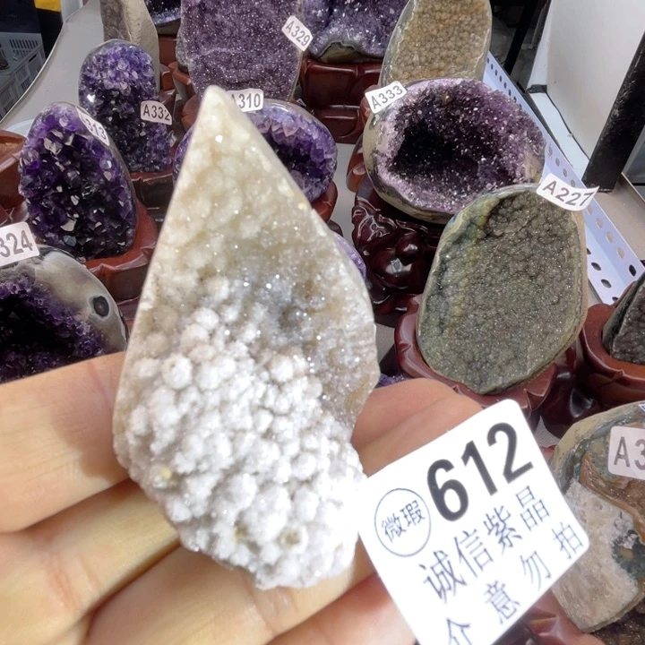 未镶嵌大型摆件（非配饰）紫晶