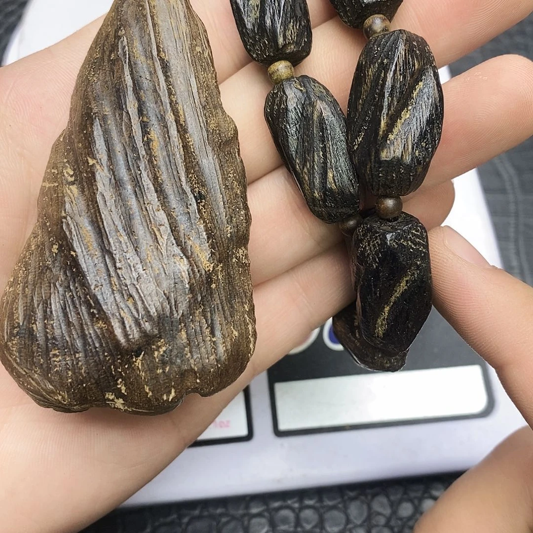 沉香碎屑沉香49达拉干虫漏