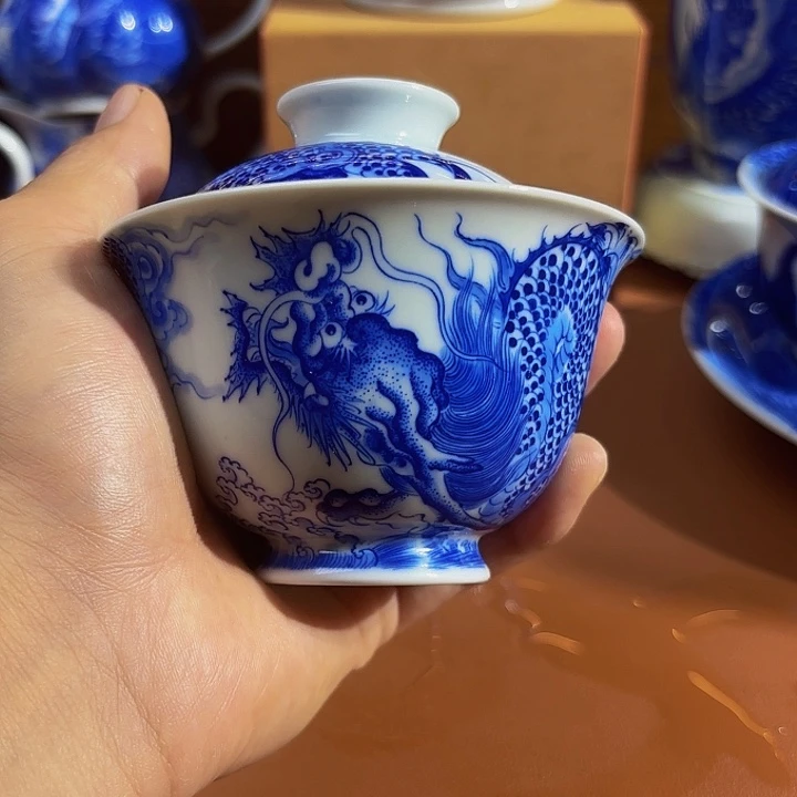 青花手工手绘盖碗