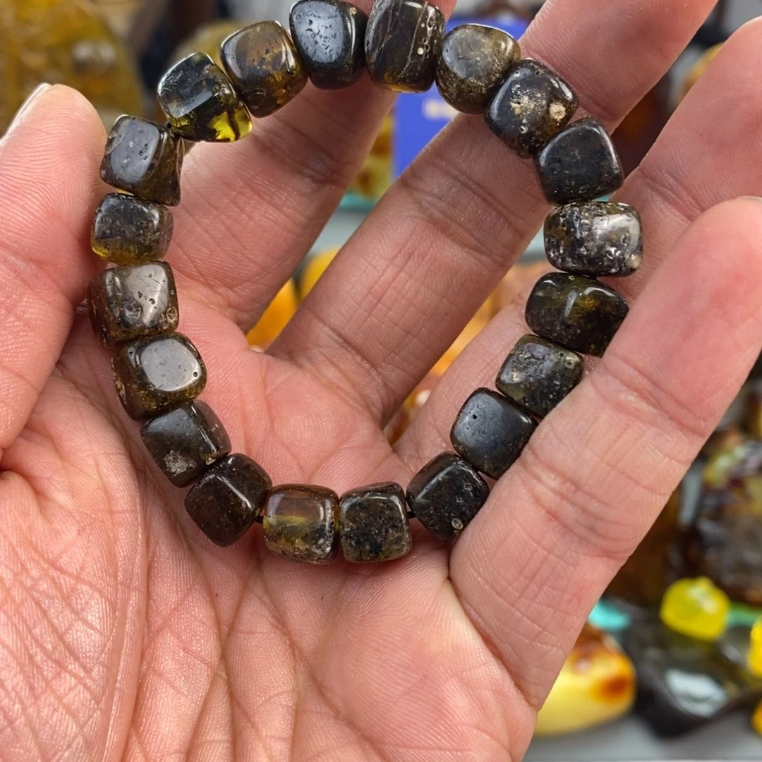 琥珀未镶嵌颈饰琥珀蜜蜡