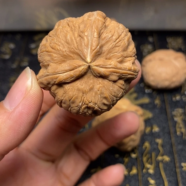 哎***呀文玩核桃吊坠文玩核桃异形单只