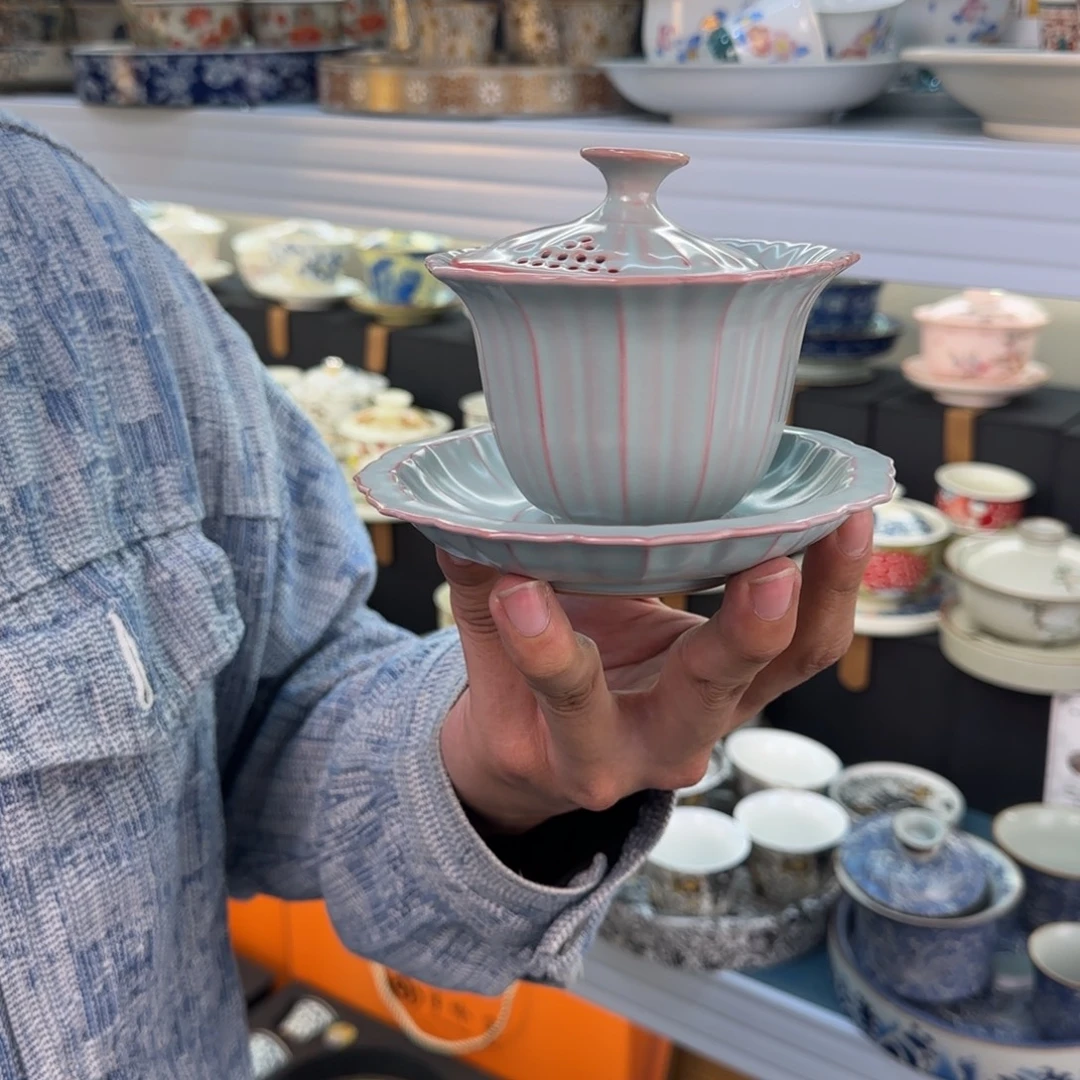 盖碗很好看很精致