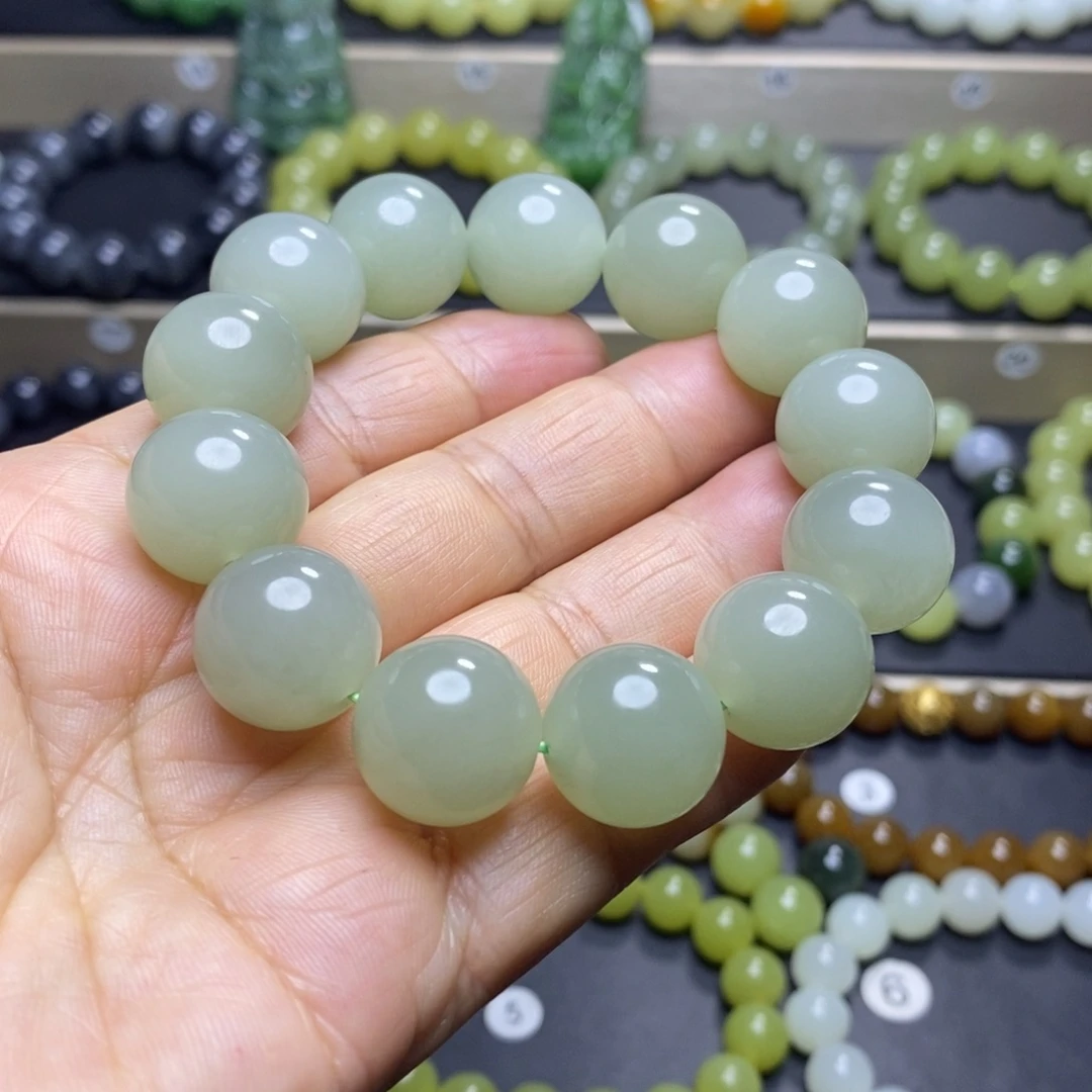 和田玉未镶嵌手串