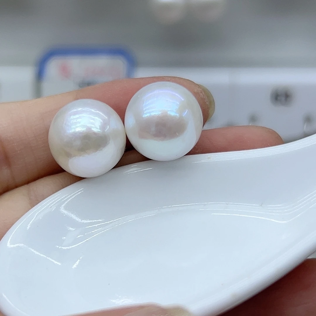 银S925镶嵌耳饰淡水珍珠
