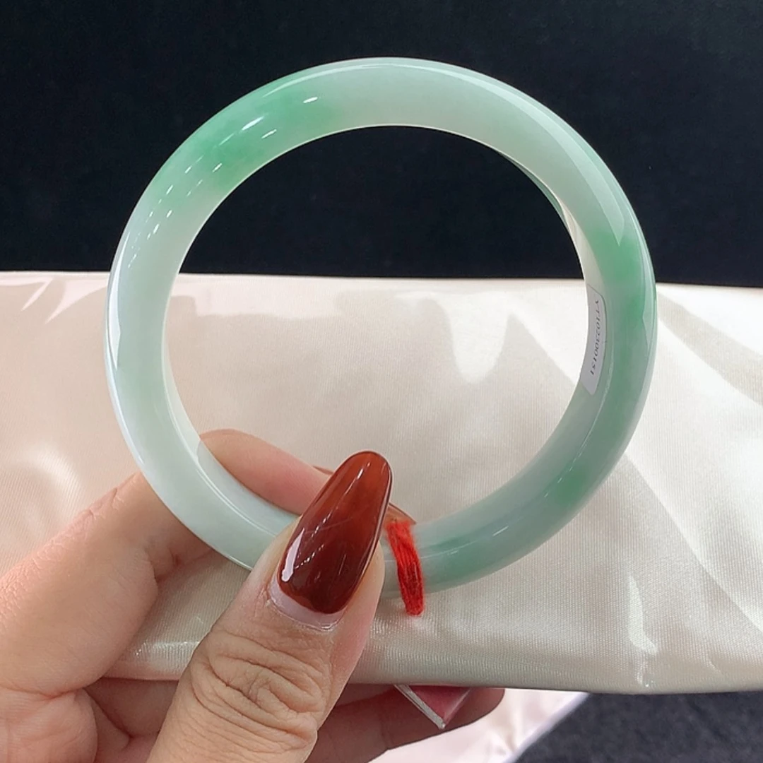 【闪购商品】未镶嵌手镯翡翠正63.6