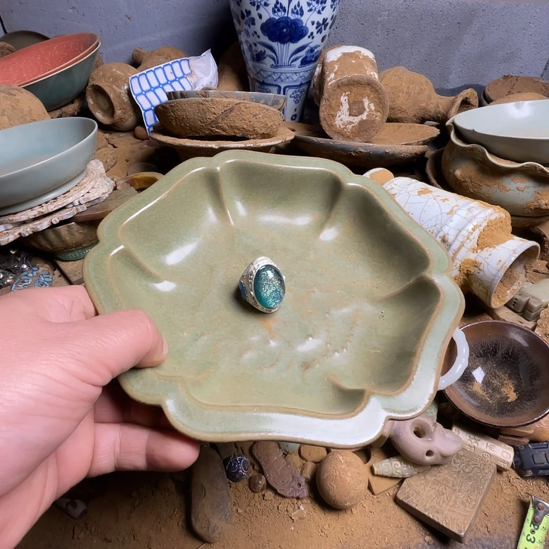 悦***居陶斤斤计较不代表什么呢哈哈这一点就是