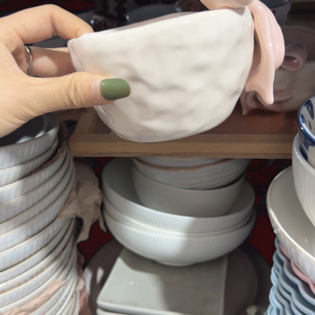 瓷****咪蝴蝶结碗微瑕