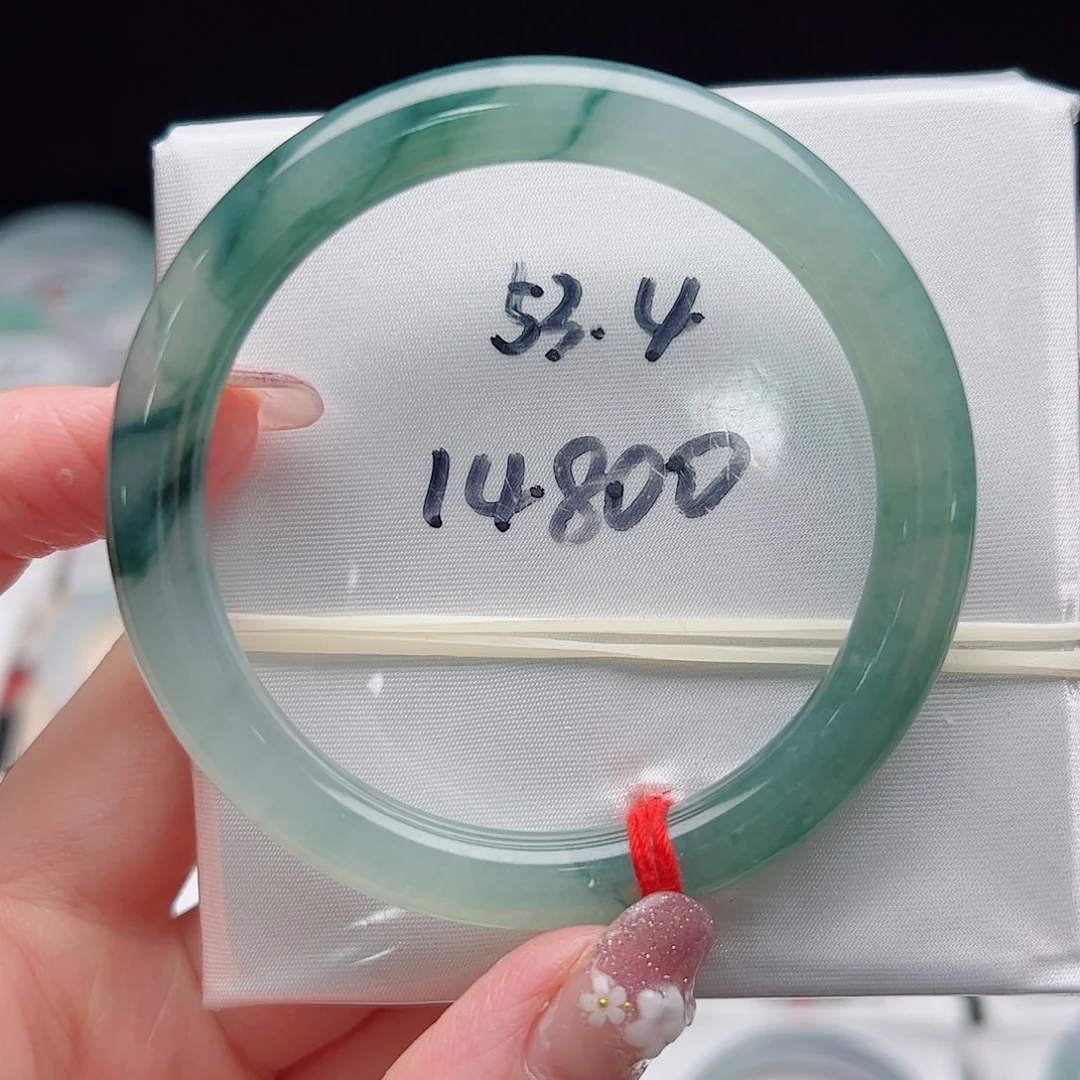 翡翠手镯（圆镯）未镶嵌