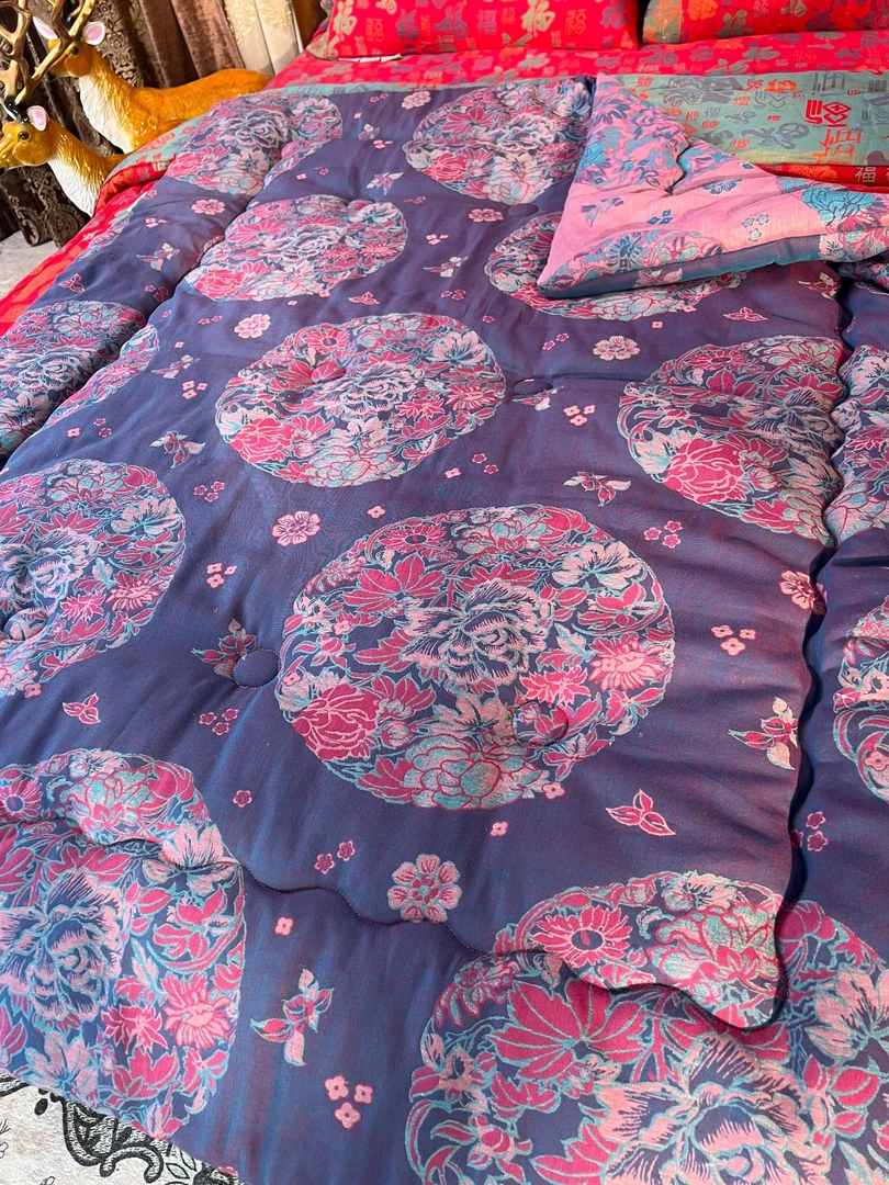 紫月花海120*150双层纱多功能柔软加厚精梳细纱轻奢行走被