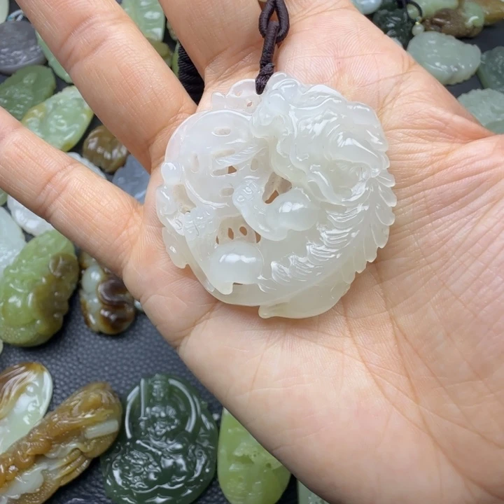 和田玉未镶嵌珠宝奇石