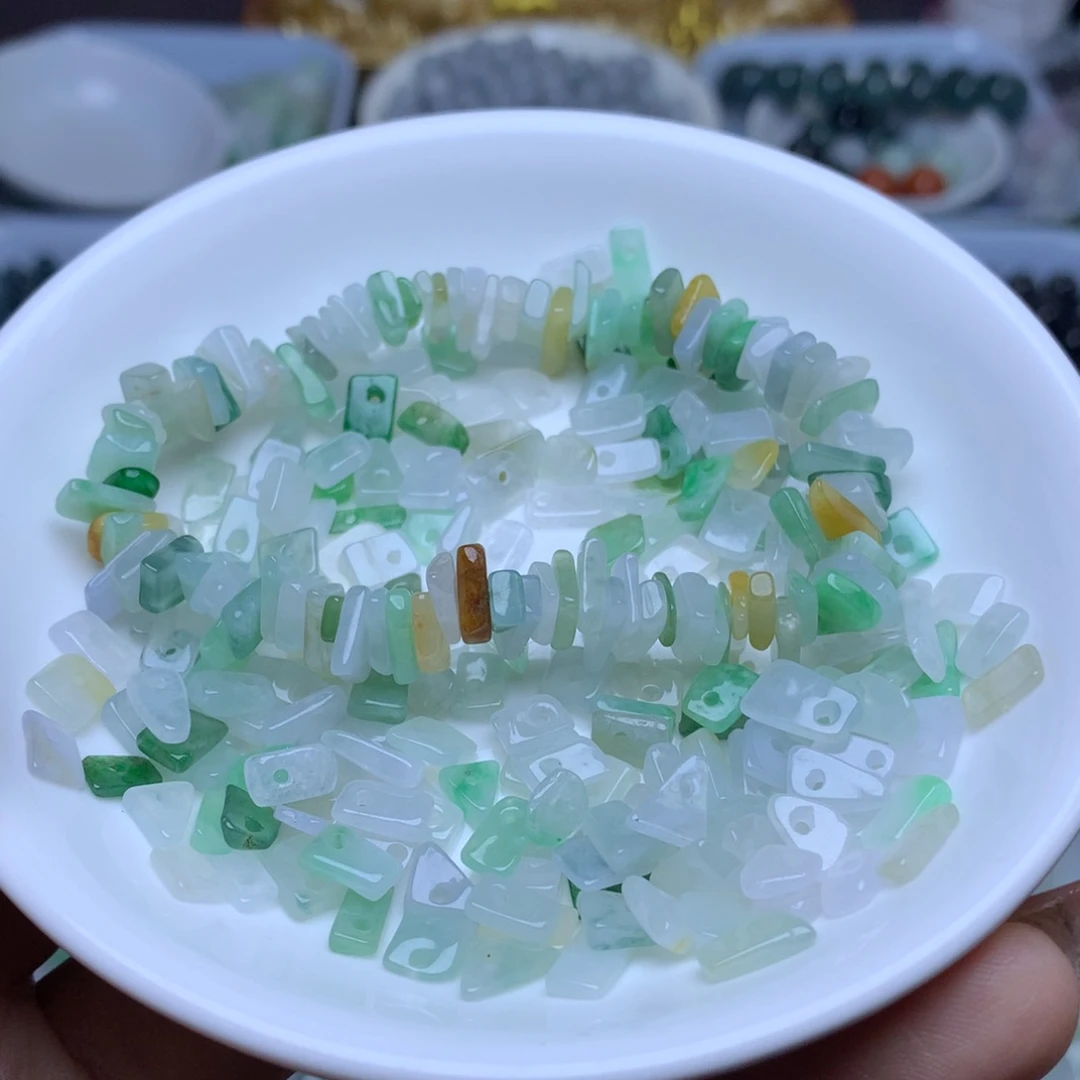 【闪购商品】未镶嵌手链翡翠三彩岁岁石50个