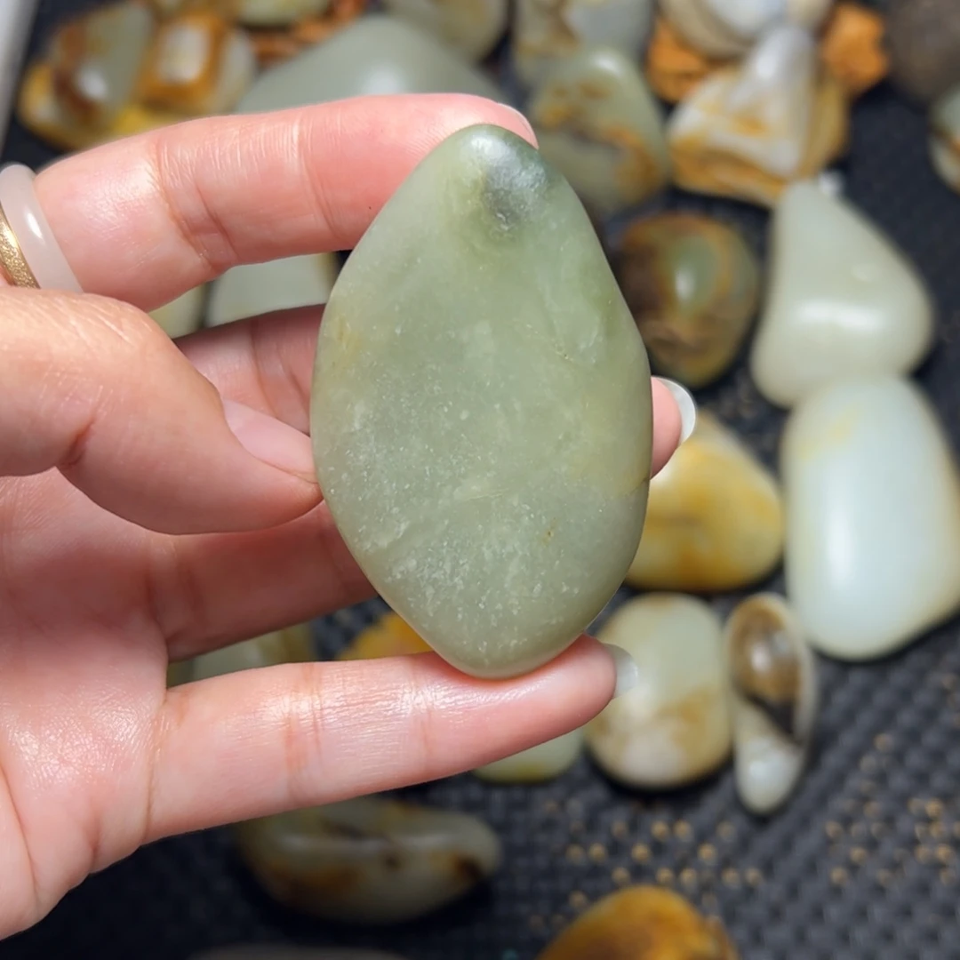 和田玉未镶嵌挂件A23