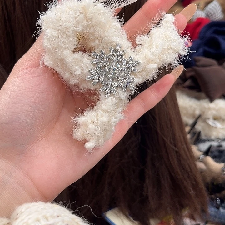 布艺铁合金白色抓夹