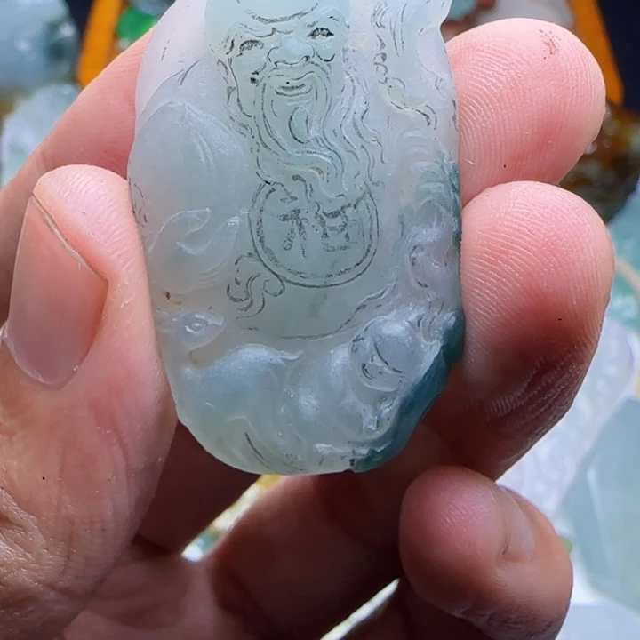 定制翡翠未镶嵌不包工