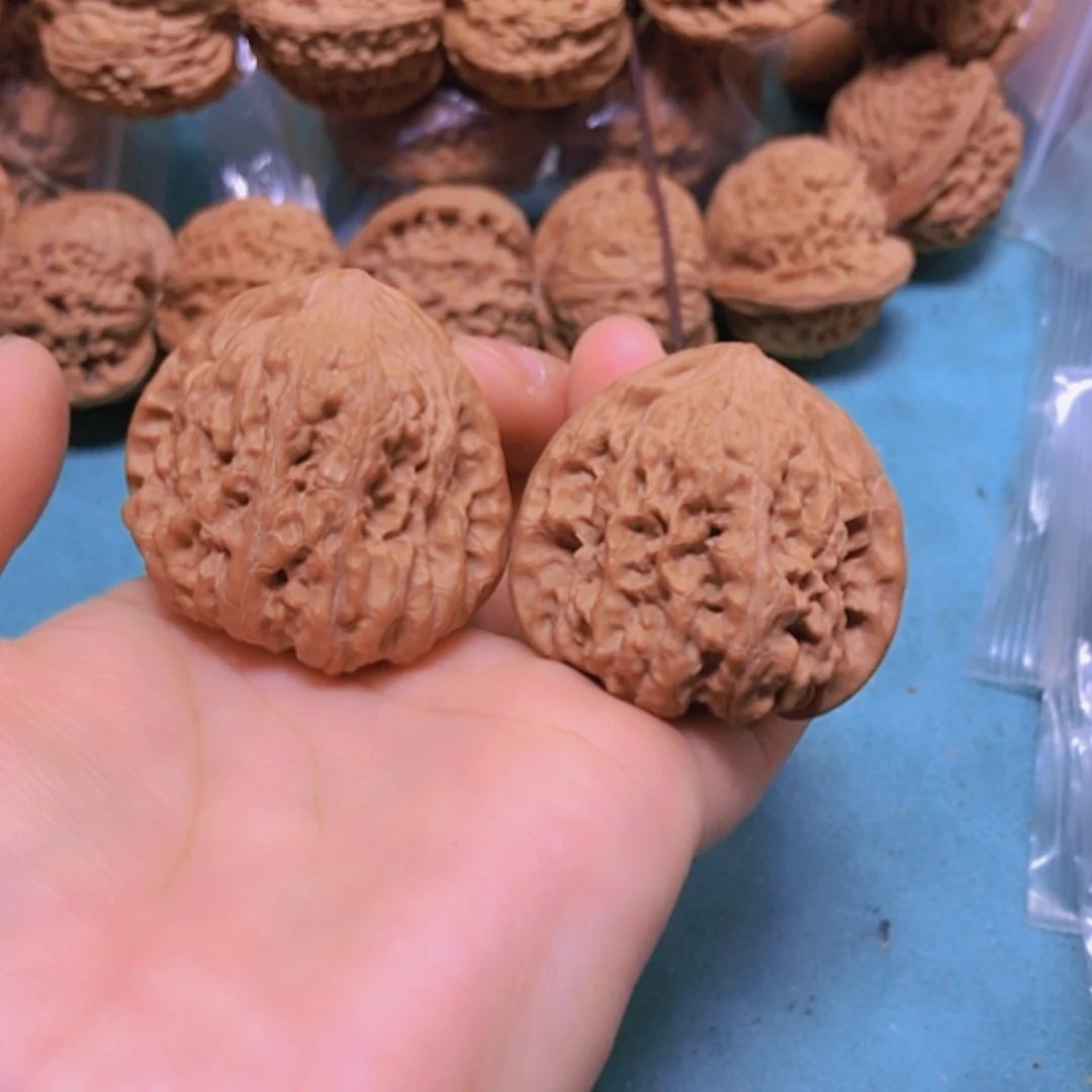 【闪购商品】把件核桃41平谷凹底修尖