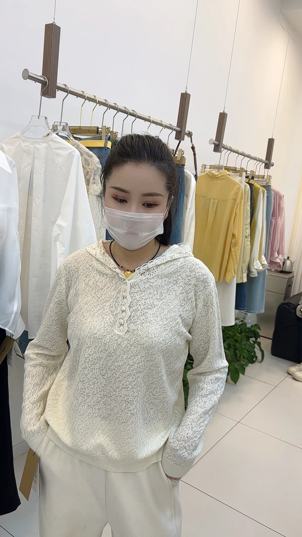 早春新款连帽针织衫